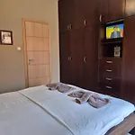 Alexandros Apartment Kavala