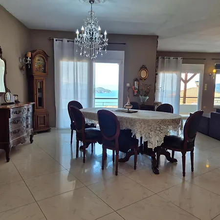 Alexandros Apartament *
